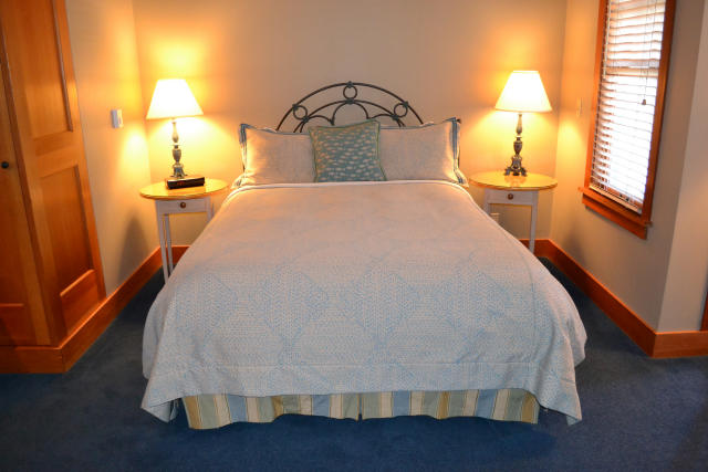 Guest room at the La Conner Channel Lodge in La Conner, Washington.