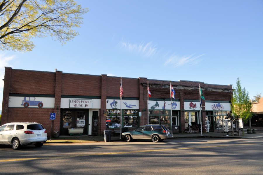 What I Wish Everyone Knew About Lynden, Washington • Small Town Washington