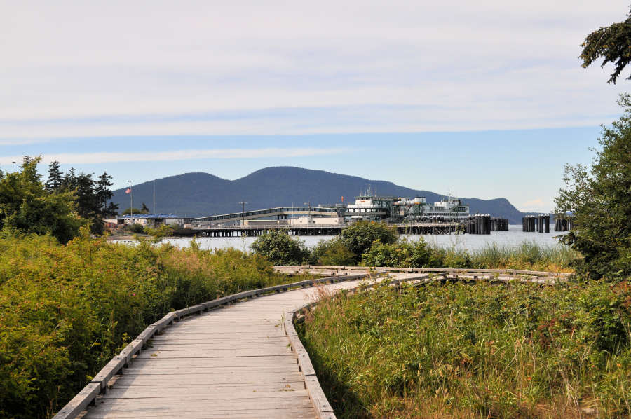 SHIP Trail in Anacortes has views of the Washington State Ferry.