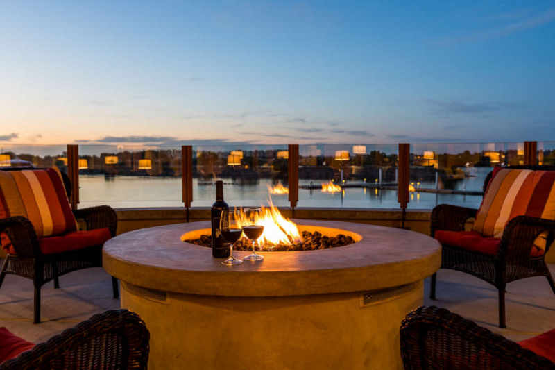 The outdoor firepit at The Lodge at Columbia Point. 