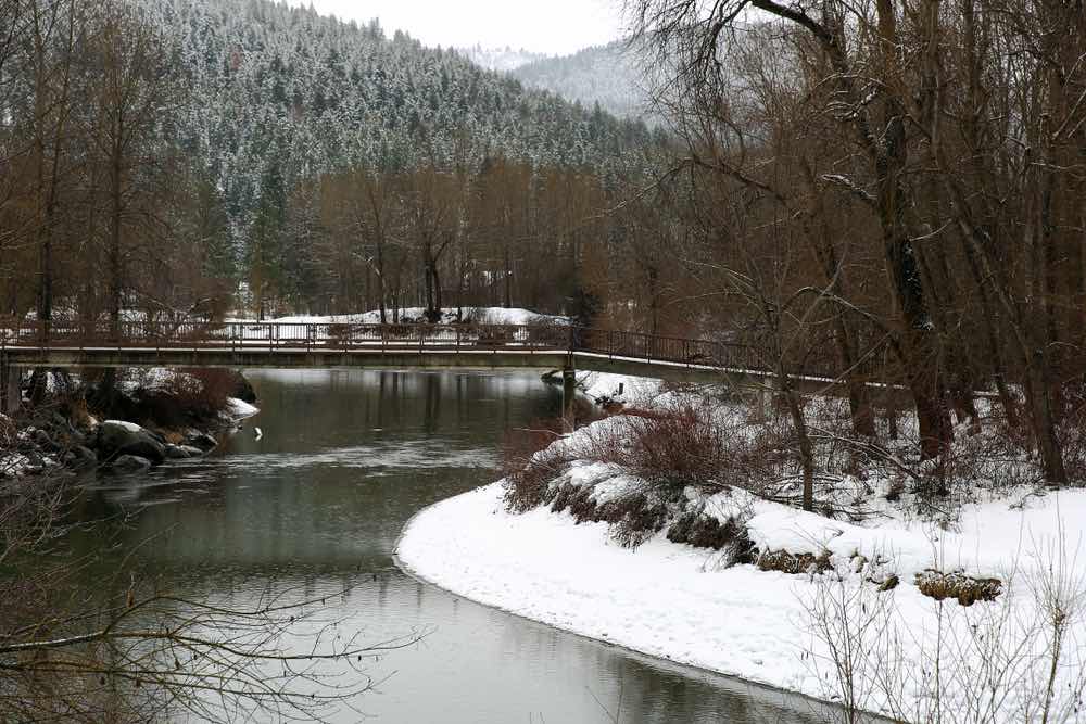 Icicle River in Leeavenworth, a popular winter hike in the area with snowshoes