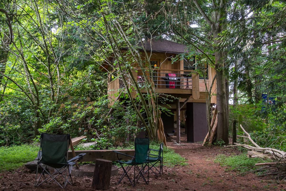 23 Epic Treehouse Rentals in Washington State Worth Booking • Small
