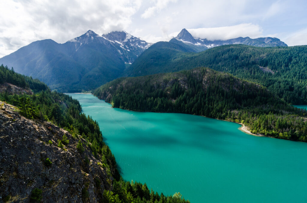 Diablo Lake as seen from above, with mountains in the background