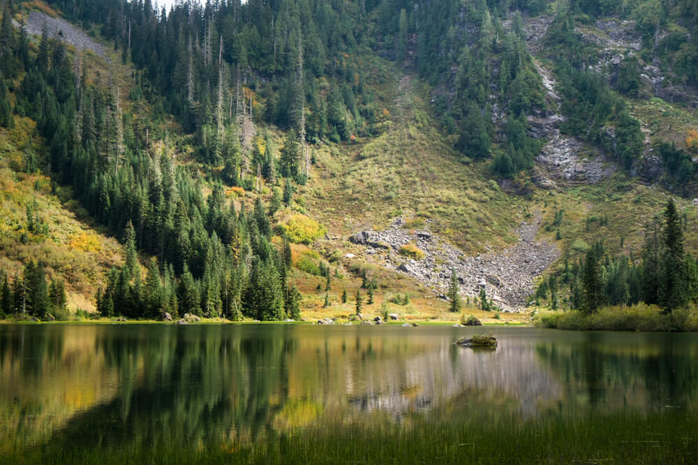 7 PicturePerfect Mountain Loop Highway Hikes • Small Town Washington