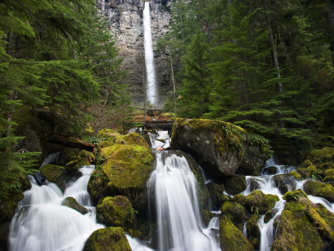 long exposure of watson falls, oregon waterfalls