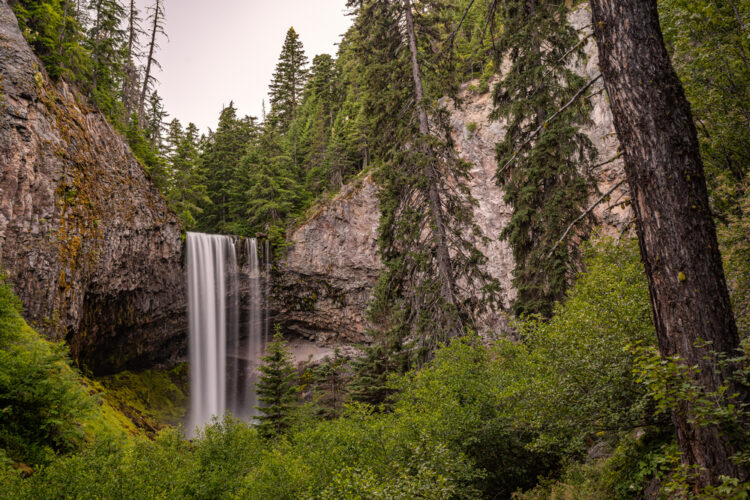 waterfall cascading off a cliff edge on a hike near portland oregon