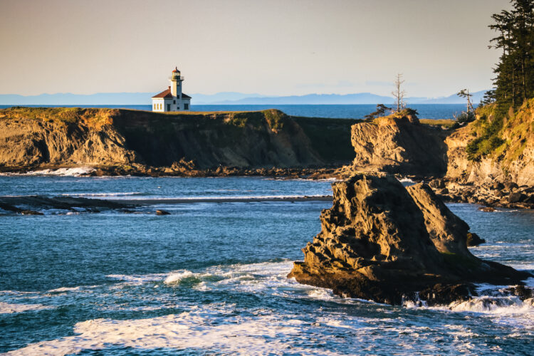 lighthouse on the coast of oregon along one of the best scenic drives in oregon